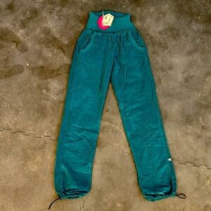 e9 * NWT * M * gianna corduroy stretch high waist fold down climbing bouldering